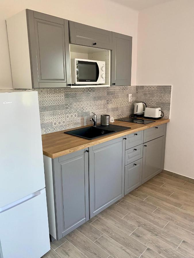 Pacsirta Apartman Grand Eger Exterior foto